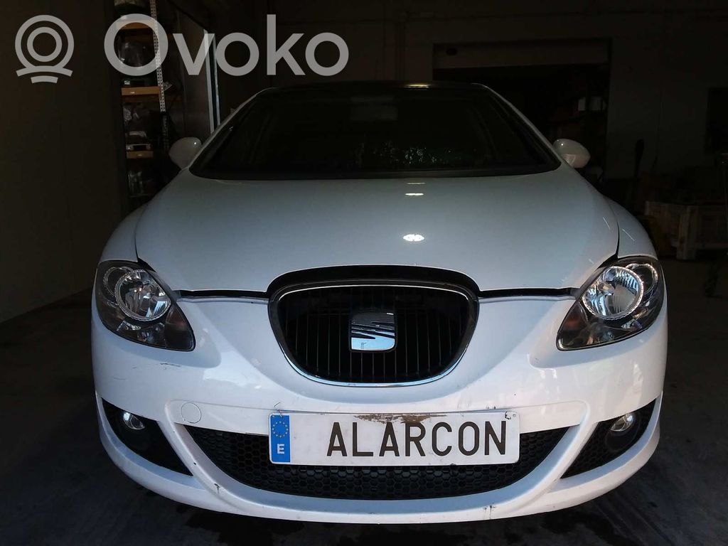 Leon (1M) Leon  5P0837114