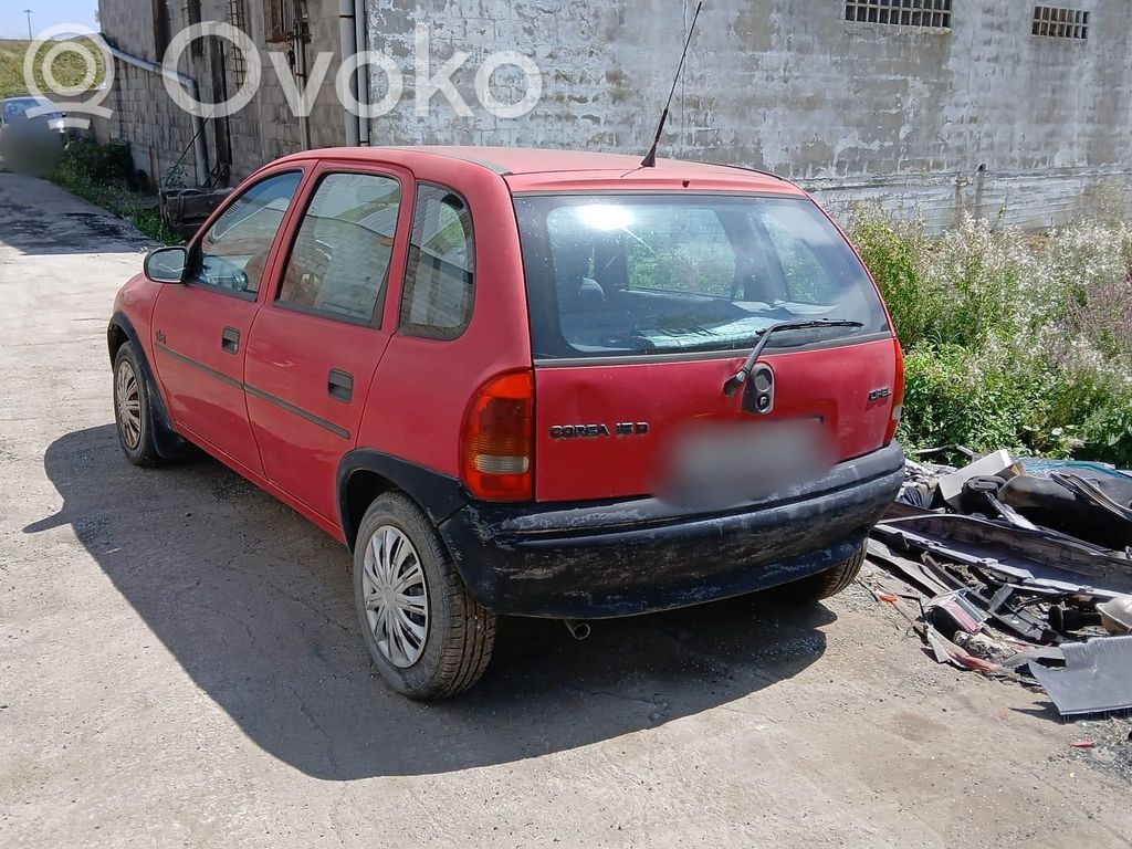Corsa B Corsa  E95039