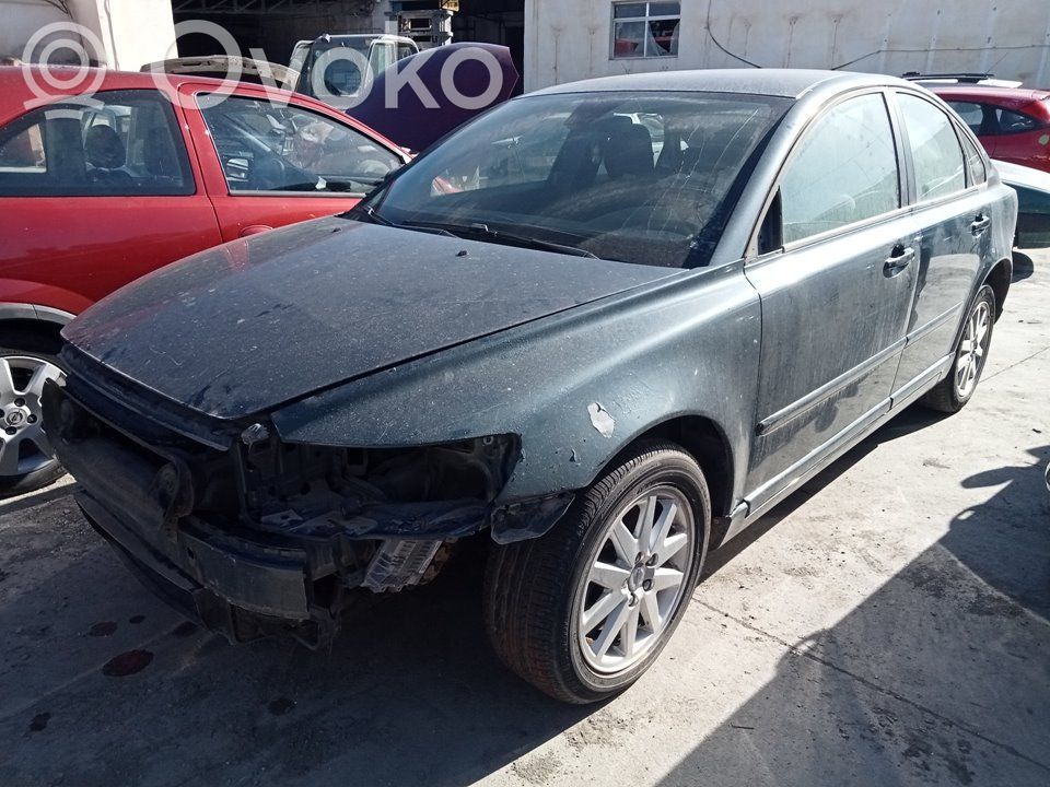 S40 S40, V40  30793901