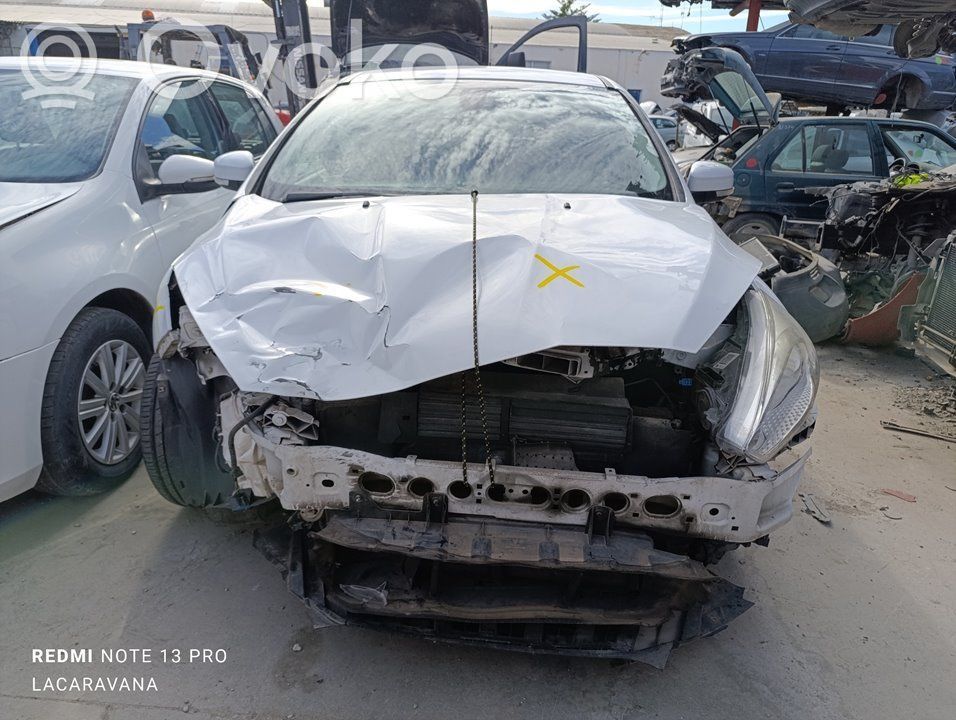 Focus Focus  3M513F880AE