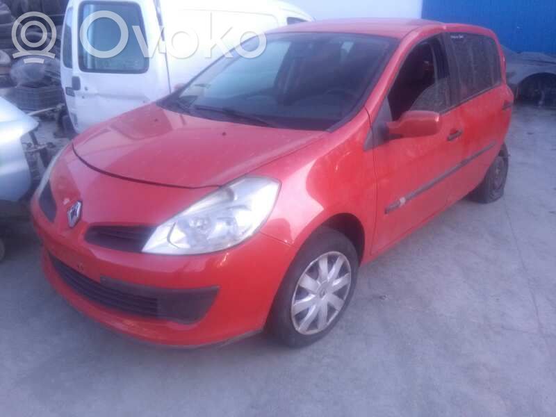 Clio III Clio  8200652284