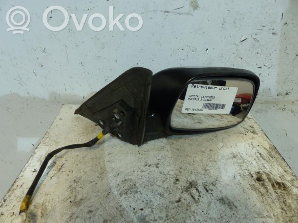 Avensis T220 Avensis  6896009050