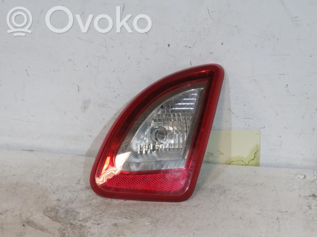 Twingo II Twingo  8200813029