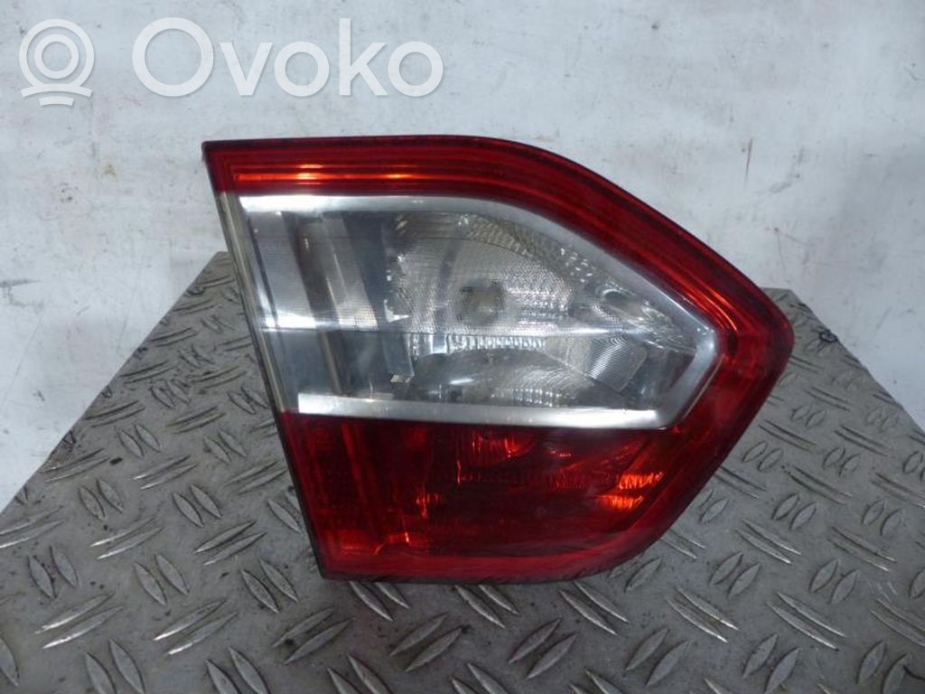 Fluence Fluence  256202384R