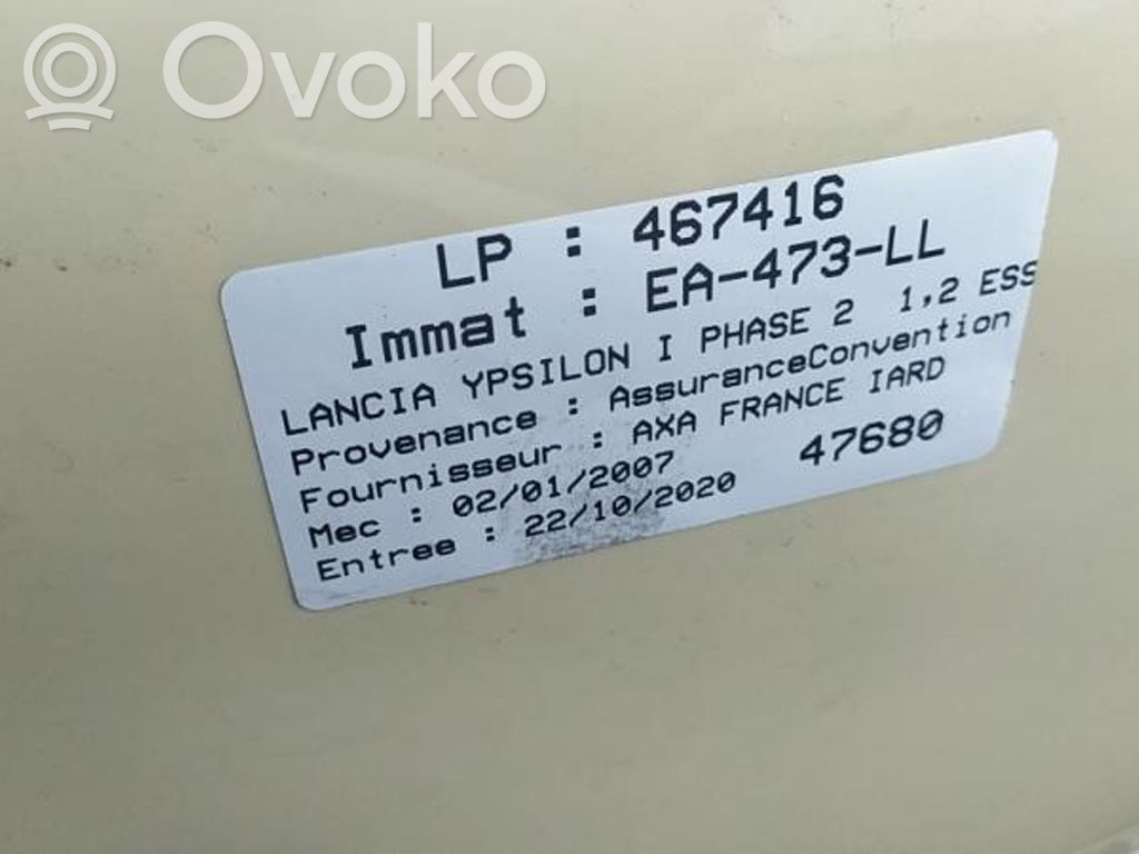 Ypsilon Ypsilon  735345121