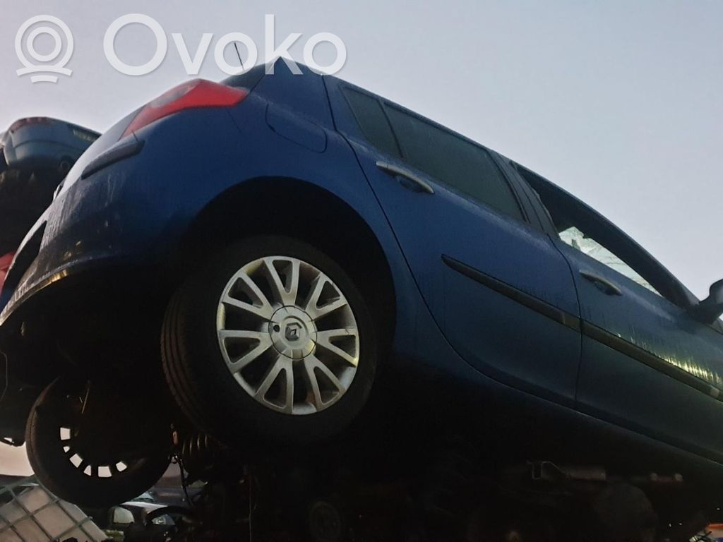 Clio III Clio  8200584675B