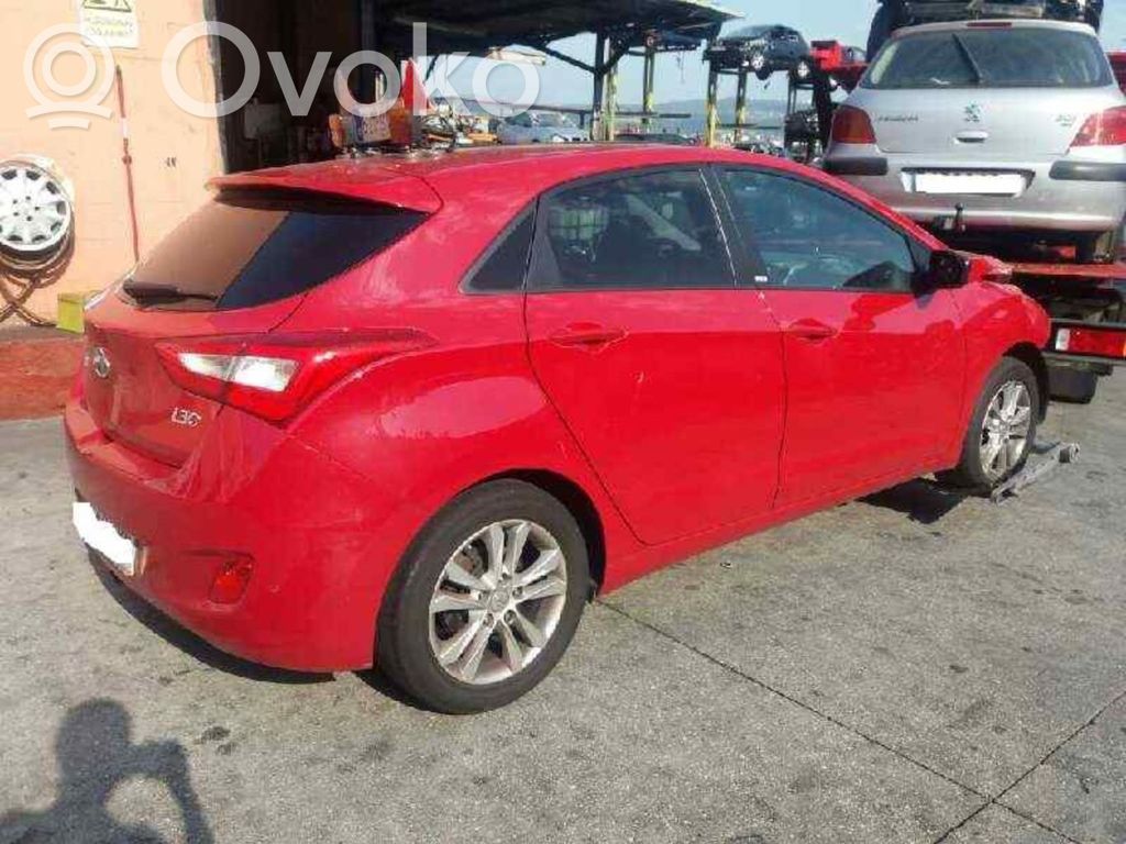 i30 i30  58500A5200