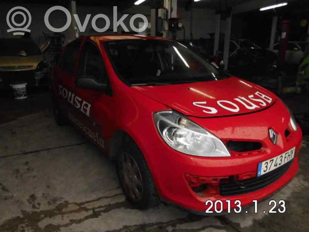 Clio III Clio  8200718724
