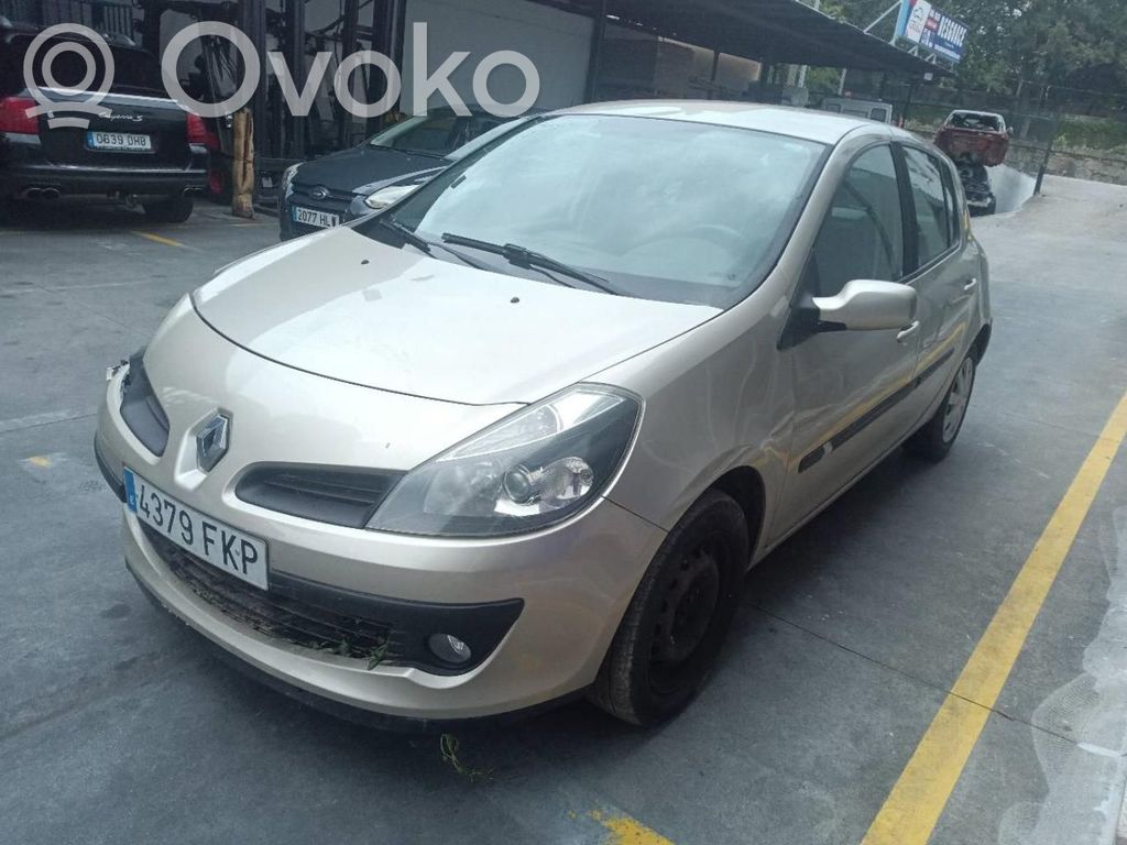 Clio III Clio  8200294976A