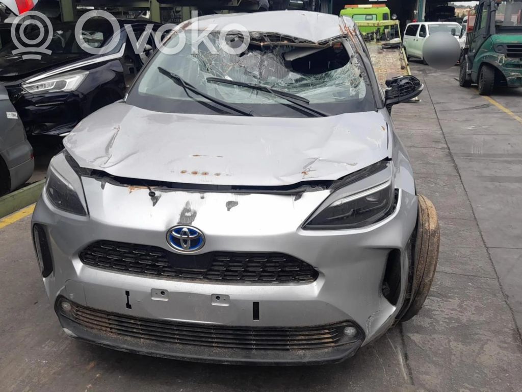 Yaris Yaris  82644K0050