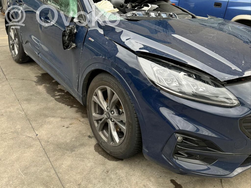 Kuga III Kuga  A2C18479400