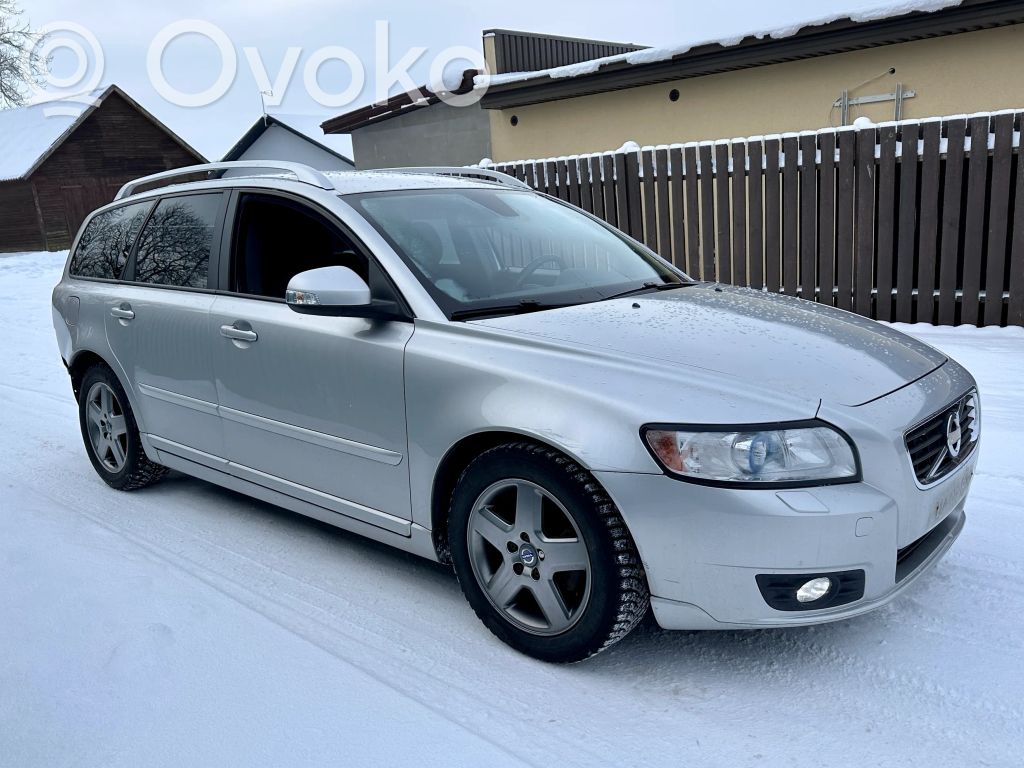 V50 V50