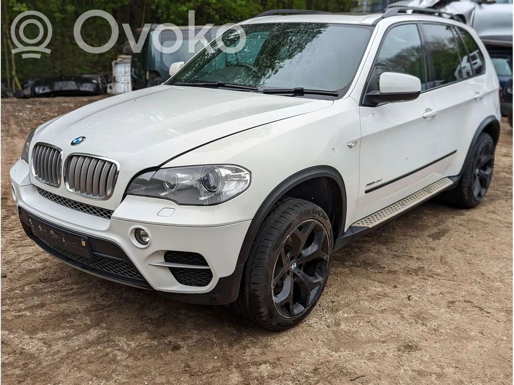 X5 E70 X5  9134726