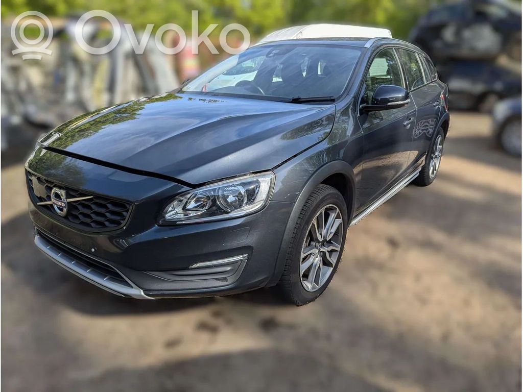 V60 V60, V60 Cross Country  31480460