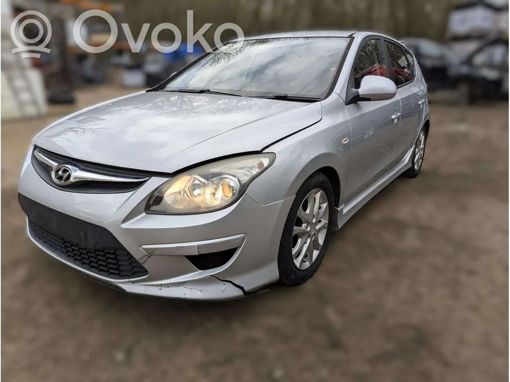 i30 i30  E1312543