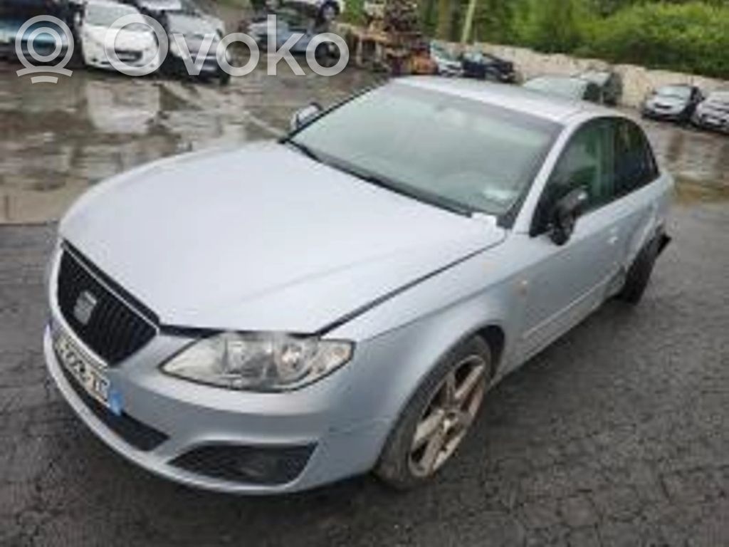 Exeo (3R) Exeo  8E0959851D5PR