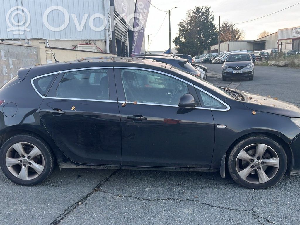 Astra J Astra  13301546