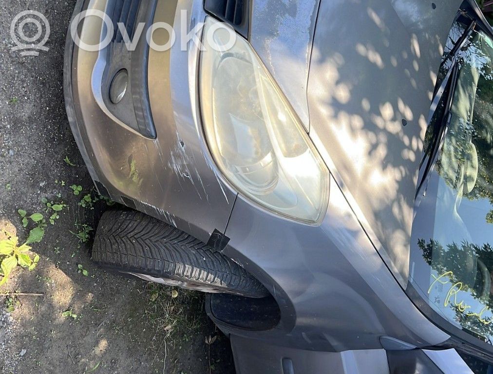 Clio III Clio  8200459962