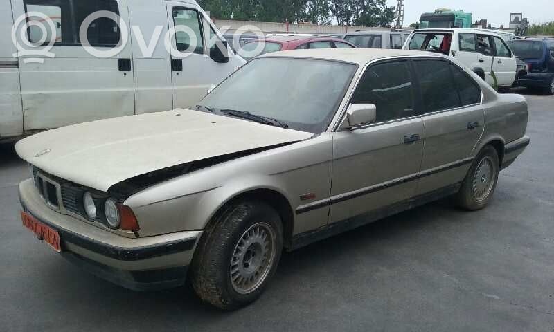 5 E34 Series 5  1179761