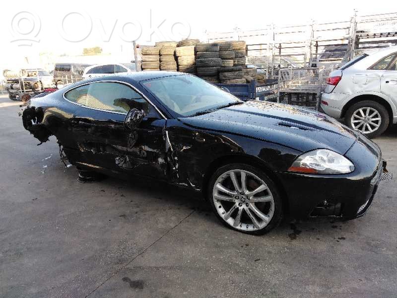 XK - XKR XK-Series  2R8A3F818AD