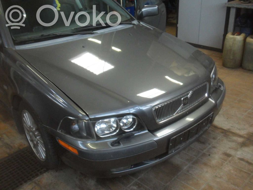 S40, V40 S40, V40