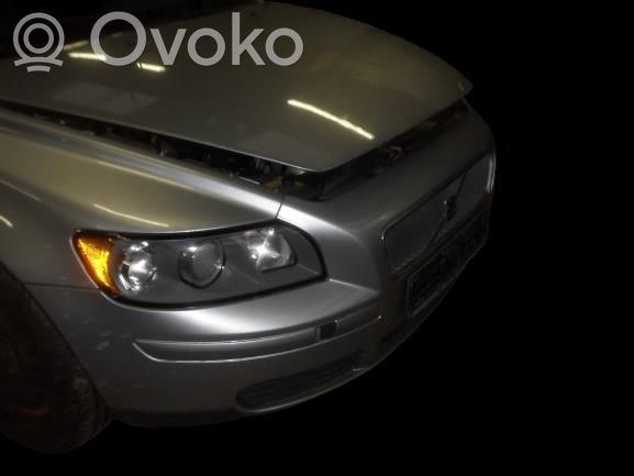 S40 S40, V40