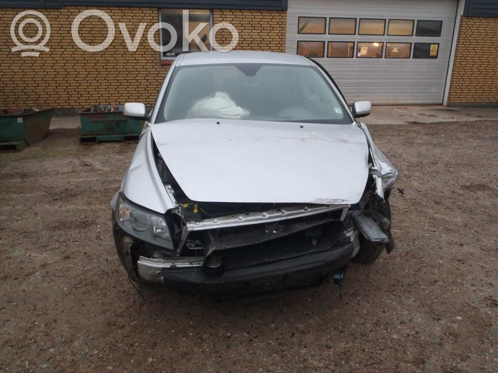 S40 S40, V40