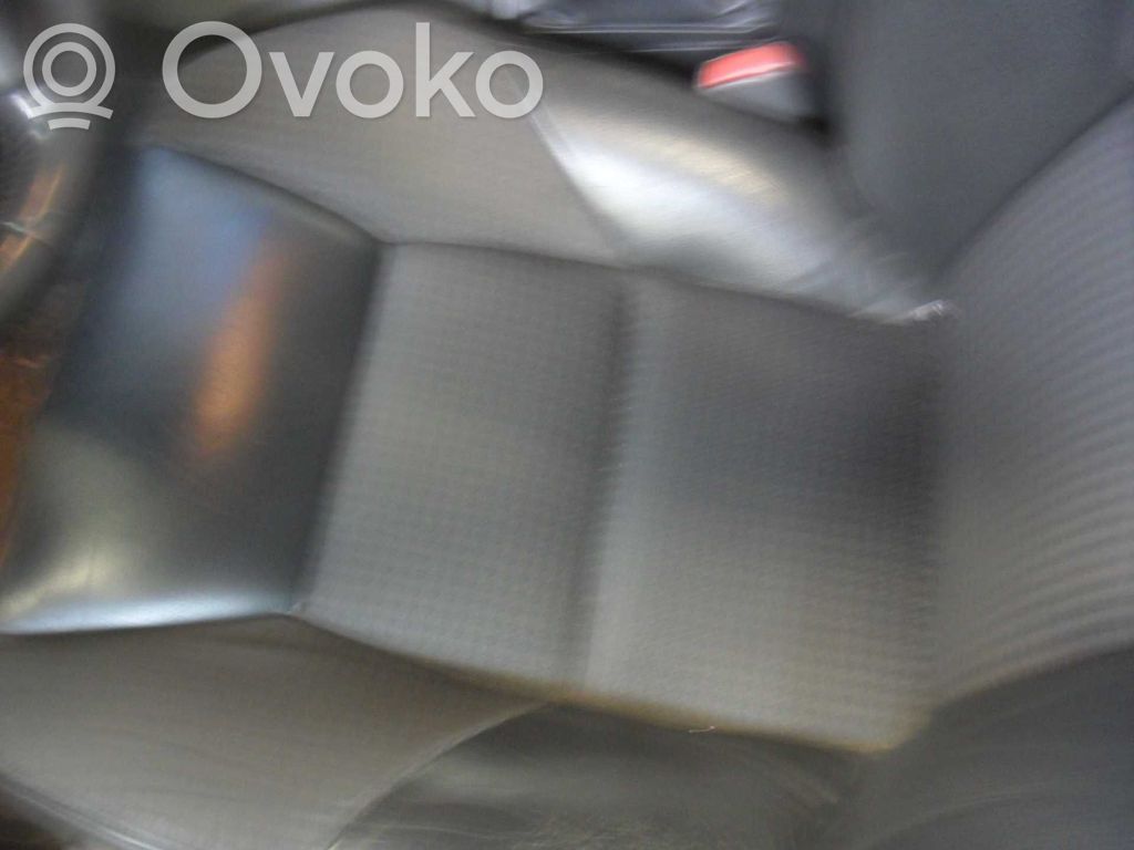 S70  V70  V70 XC S70, V70, V70 XC  8627471