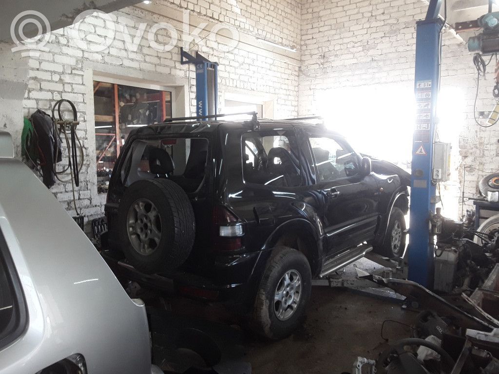 Pajero Pajero  MR583832