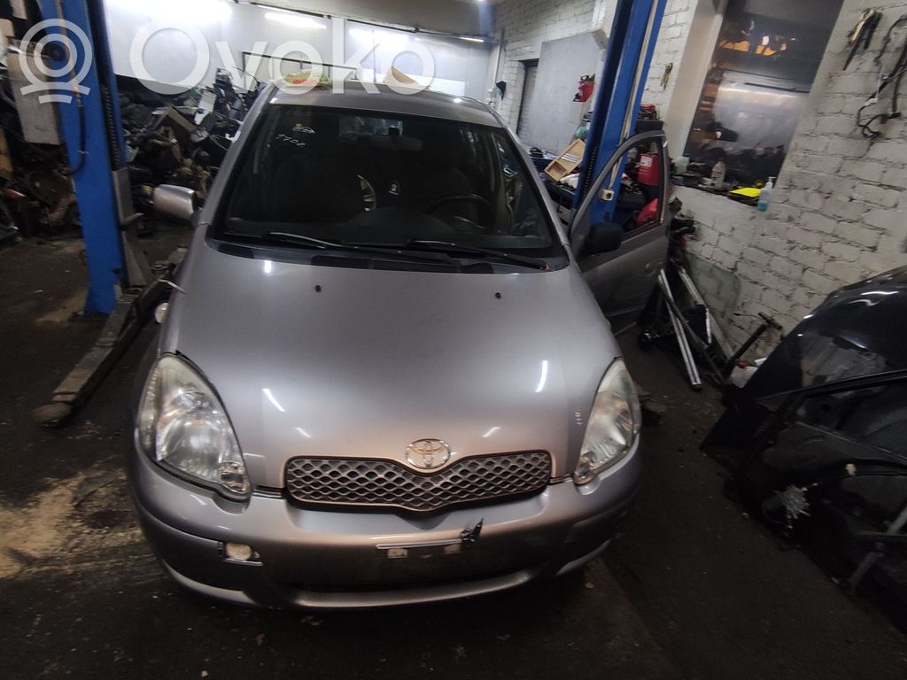 Yaris Yaris  896605C010