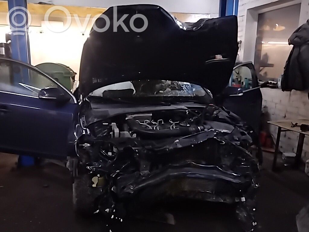 V60 V60, V60 Cross Country  31318855