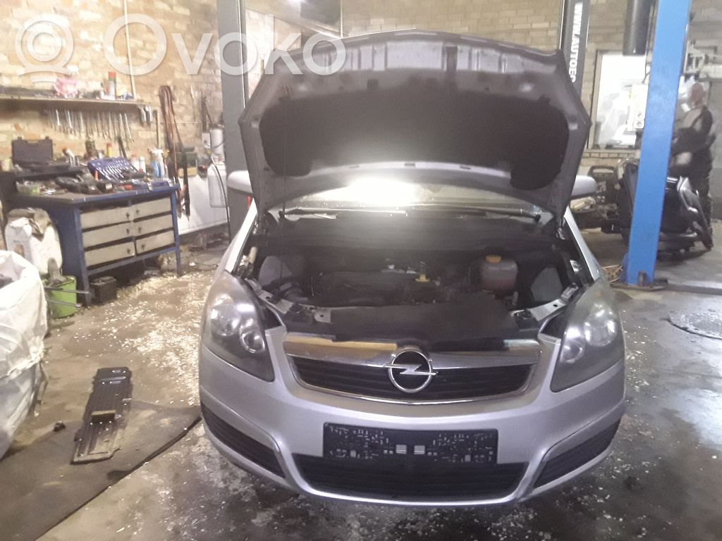 Zafira B Zafira  24456516