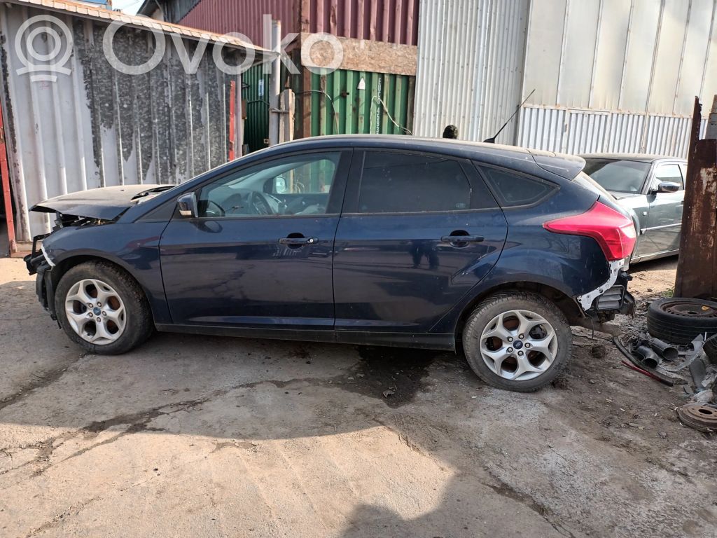 Focus Focus  8M5T19C112CS