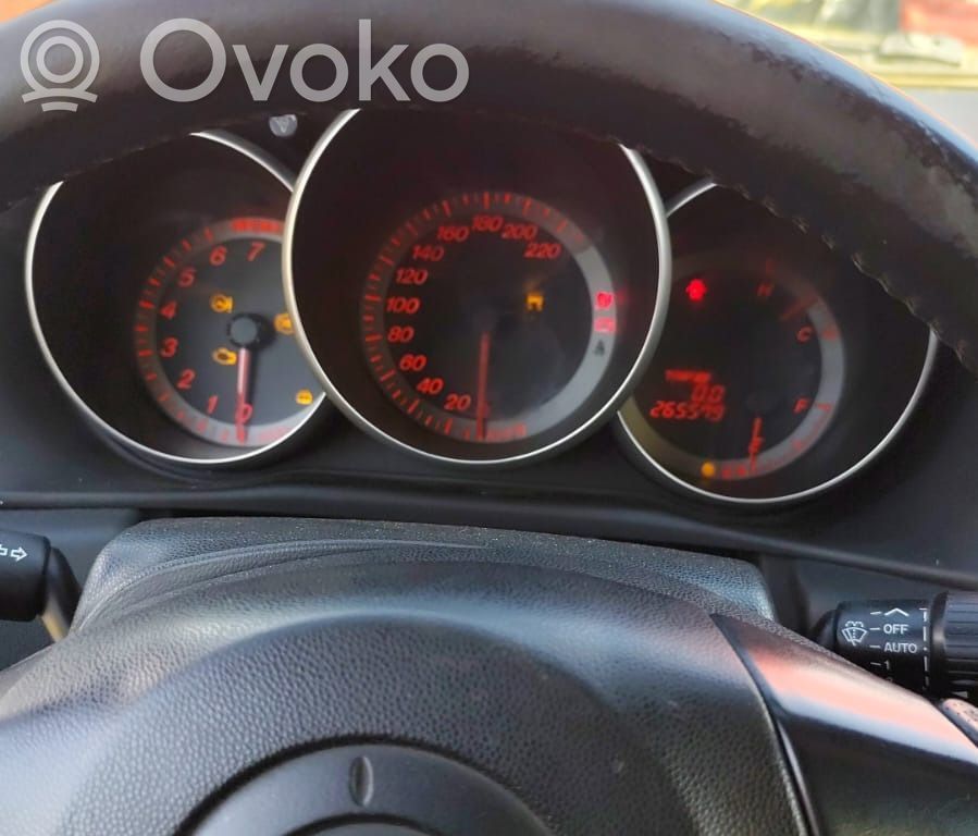 3 I 3  E17020138