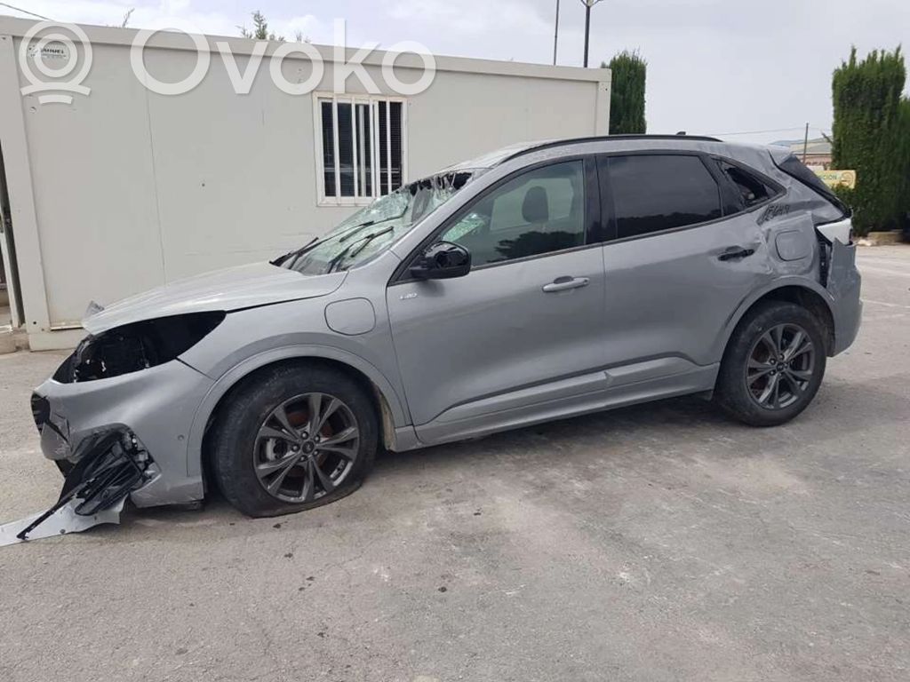Kuga III Kuga  LX619Y460GA