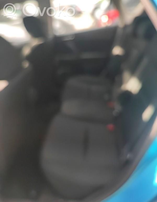 3 II 3  BBY67202XJ