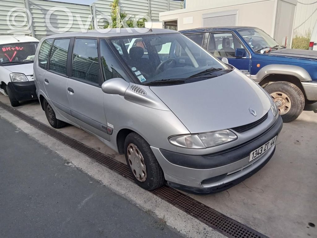Espace III Espace  6025370666