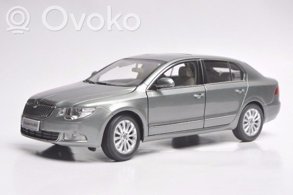 Superb B6 (3T) Superb  06J906262
