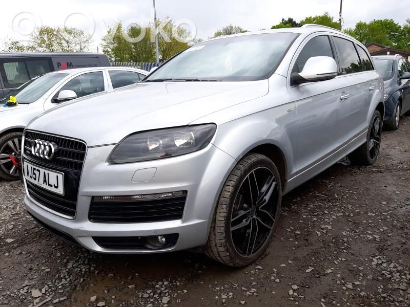 Q7 4L Q7  602967