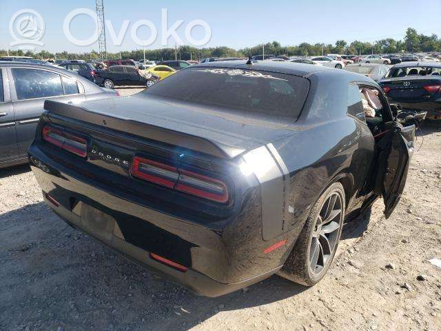 Challenger Challenger  05035102AA