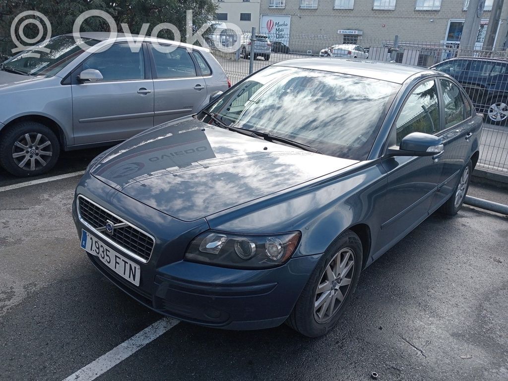 S40, V40 S40, V40