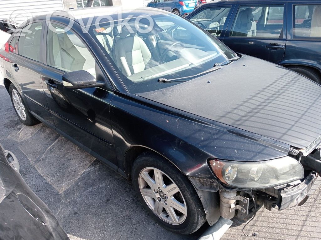 S40, V40 S40, V40