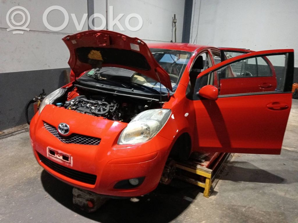 Yaris Yaris  MB2754002980