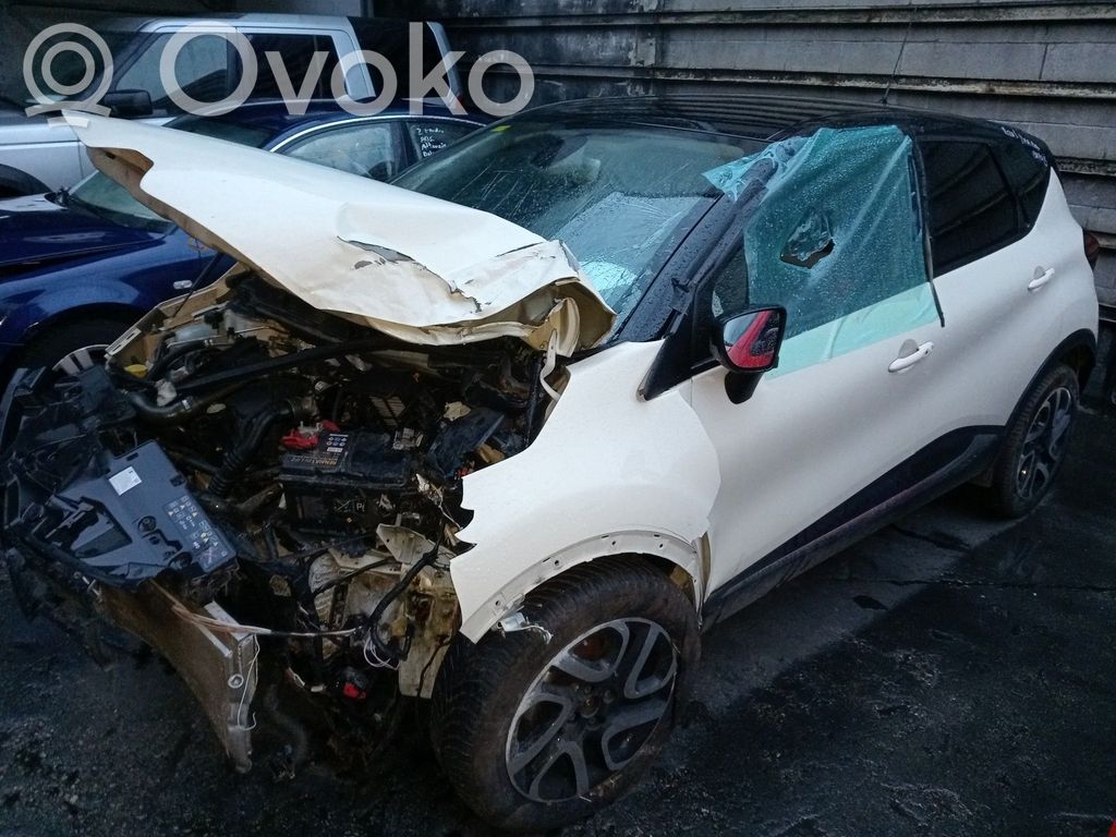 Captur Captur  A2C92561903