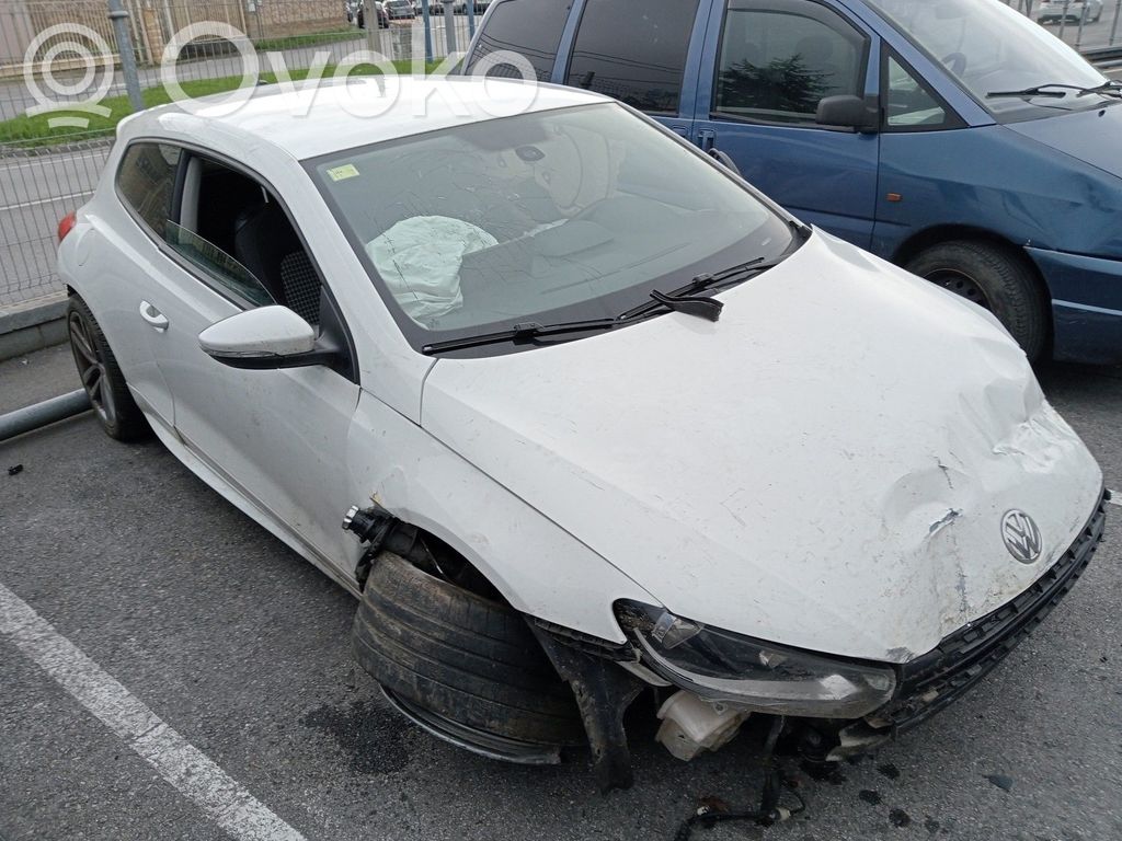 Scirocco Scirocco  0261S09528