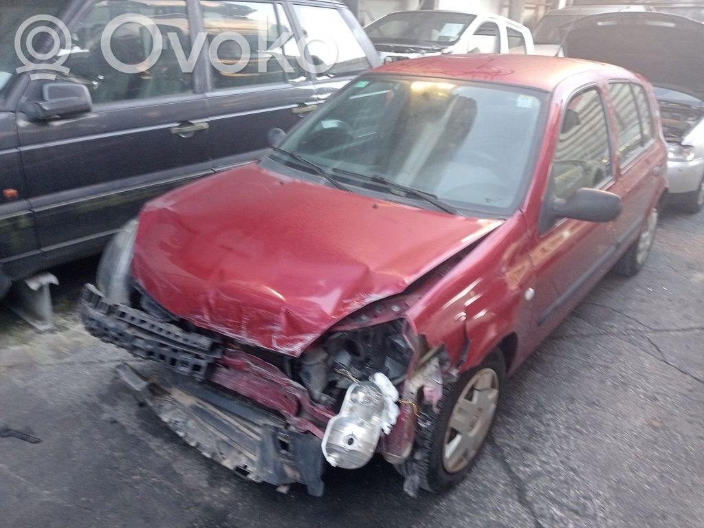 Clio II Clio  8200229137