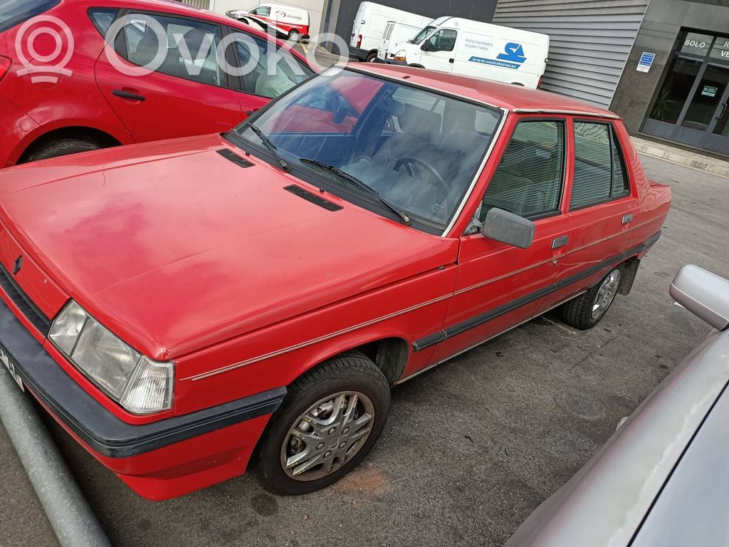 9 9  7702147561