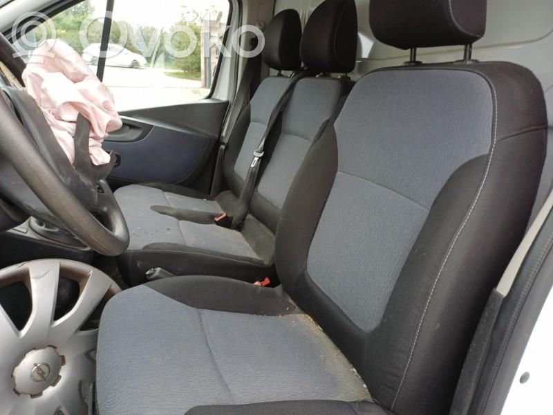 Vivaro Vivaro