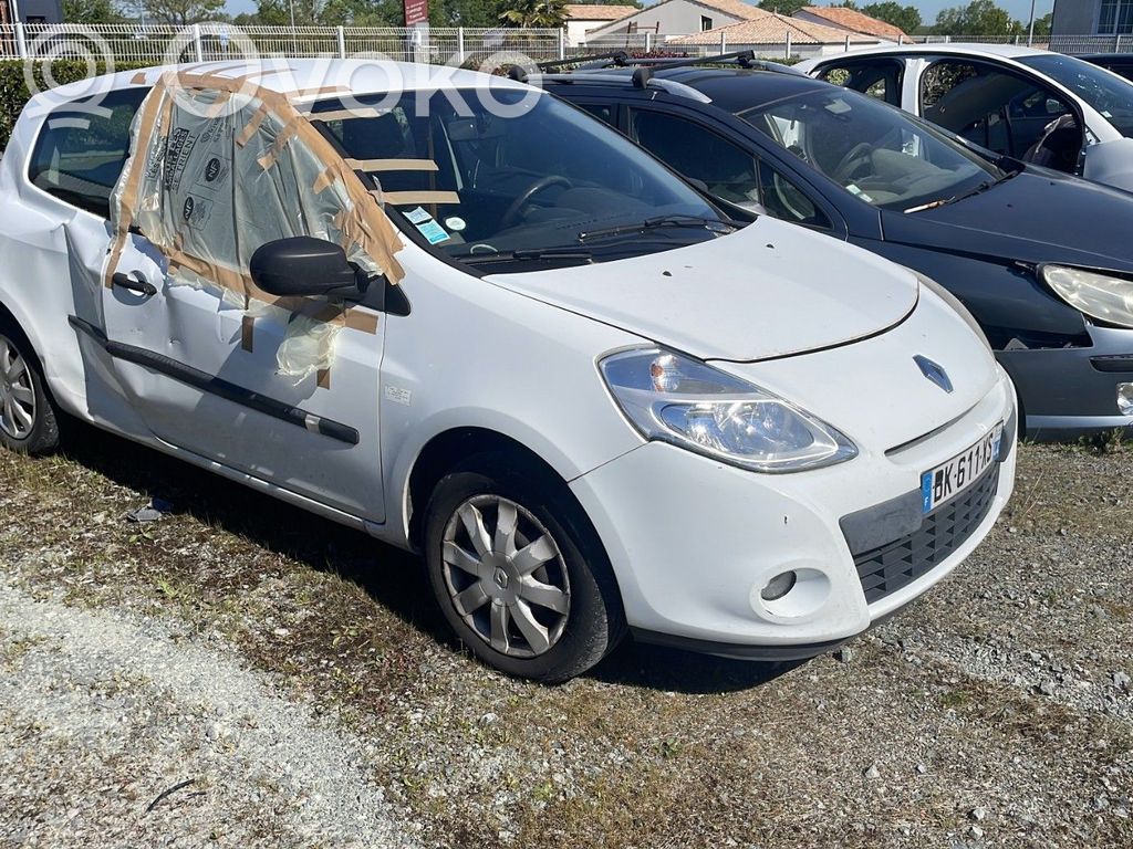 Clio III Clio  8200766085
