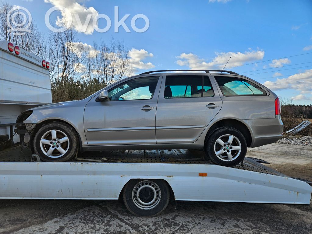 Octavia Mk2 (1Z) Octavia  1Z0857938B